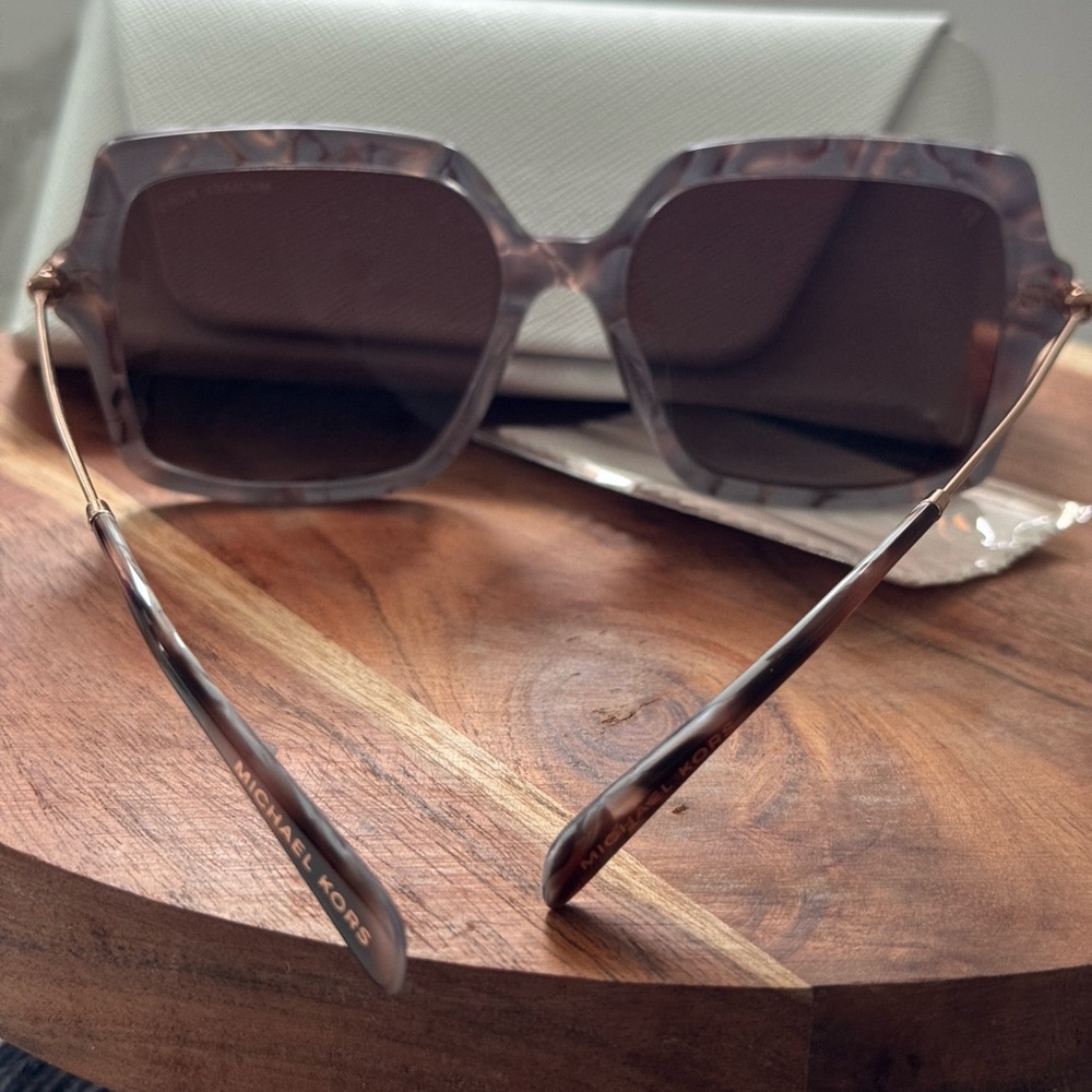 Michael Kors QUOGUE Square Pink Tortoise Sunglasses with Gradient Lenses New - Picture 10 of 14